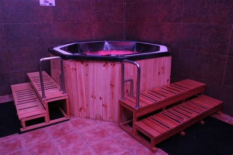 sauna gay madrid opiniones|Discover the Best Gay Saunas in Madrid